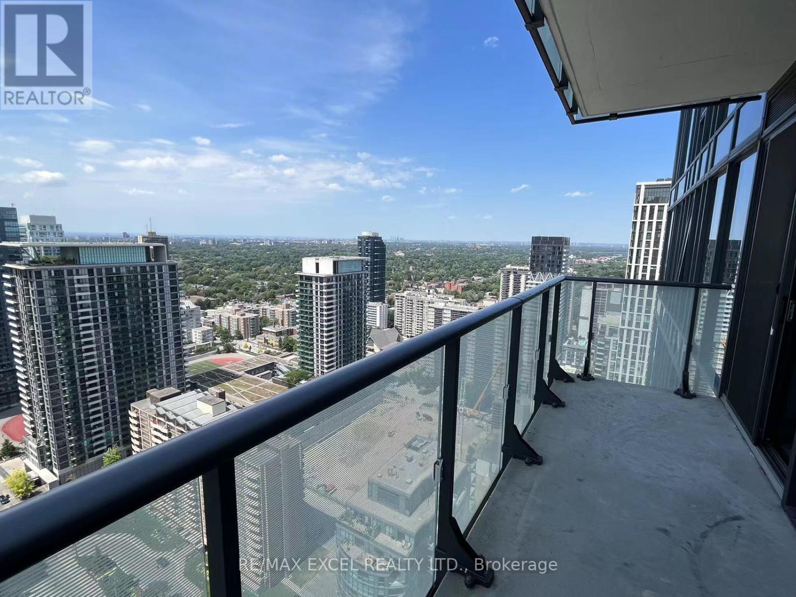 3702 - 161 Roehampton Avenue, Toronto, Ontario  M4P 0C8 - Photo 18 - C13636916