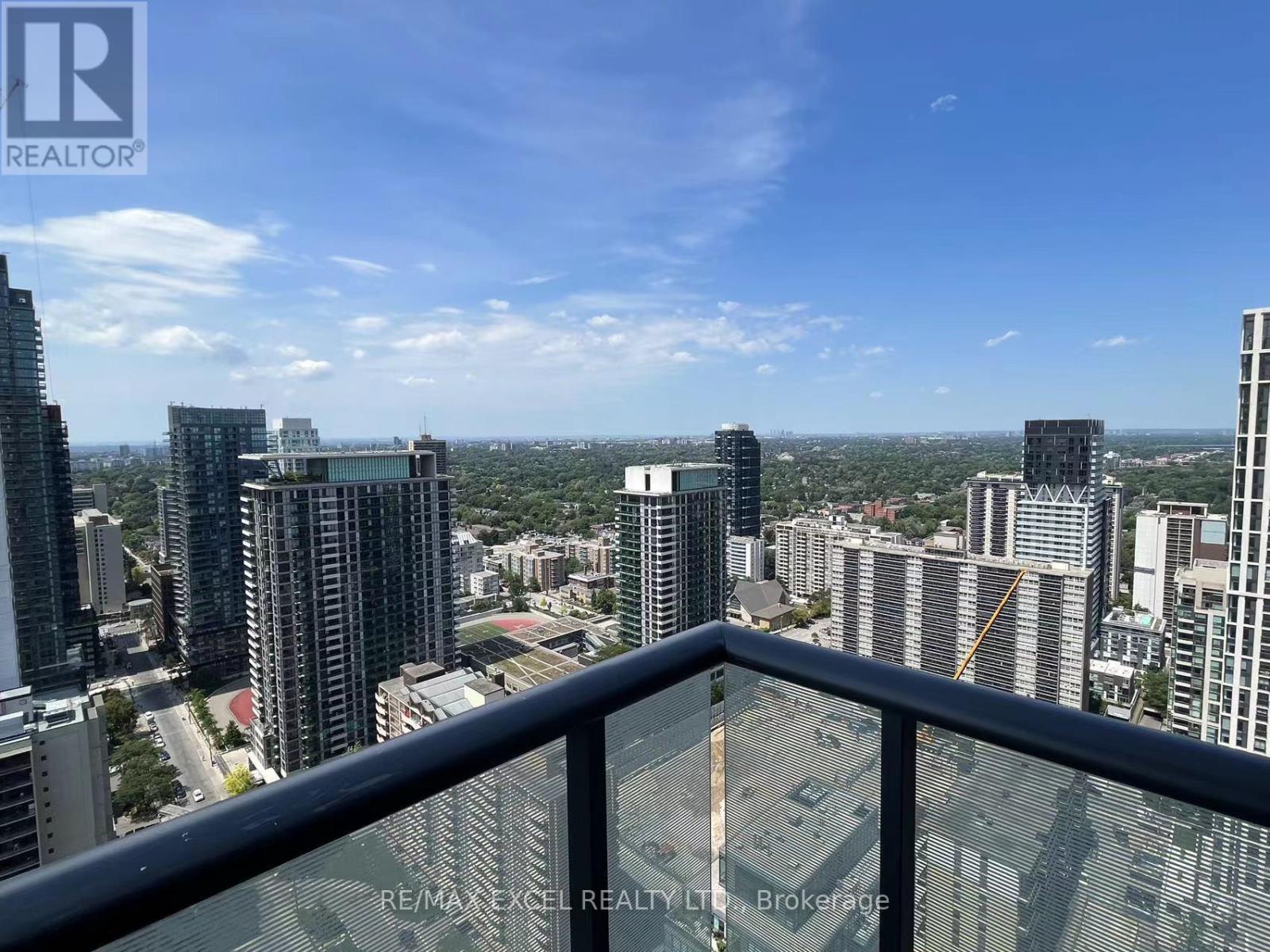3702 - 161 Roehampton Avenue, Toronto, Ontario  M4P 0C8 - Photo 19 - C13636916