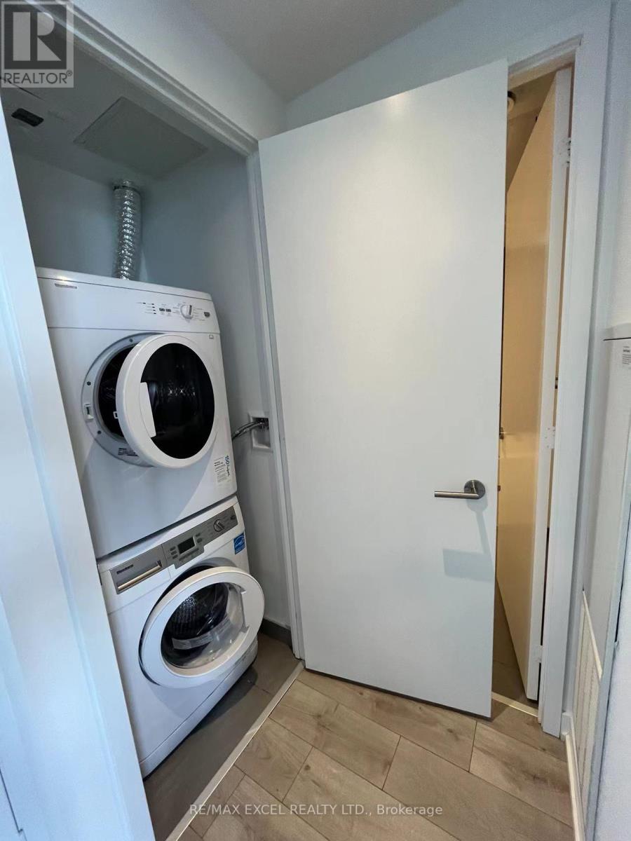 3702 - 161 Roehampton Avenue, Toronto, Ontario  M4P 0C8 - Photo 22 - C13636916