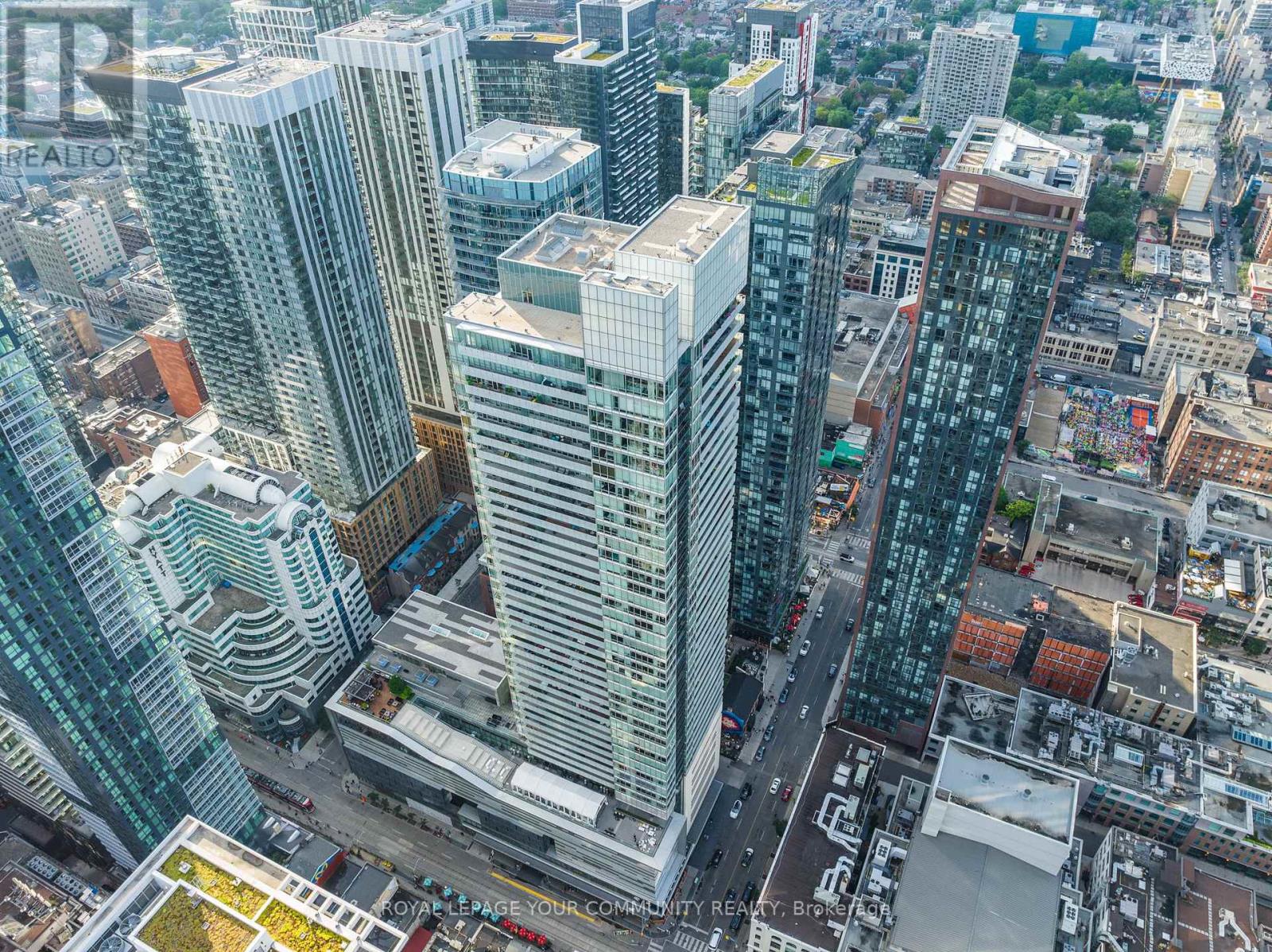 4702 - 327 King Street W, Toronto, Ontario  M5V 0W7 - Photo 5 - C13636918