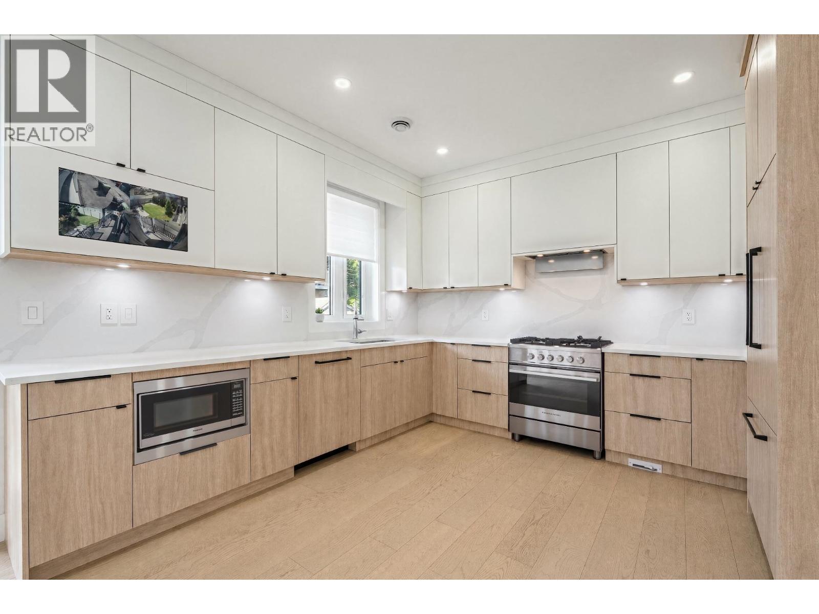 2972 Venables Street, Vancouver, British Columbia  V5K 2R9 - Photo 8 - R3152410