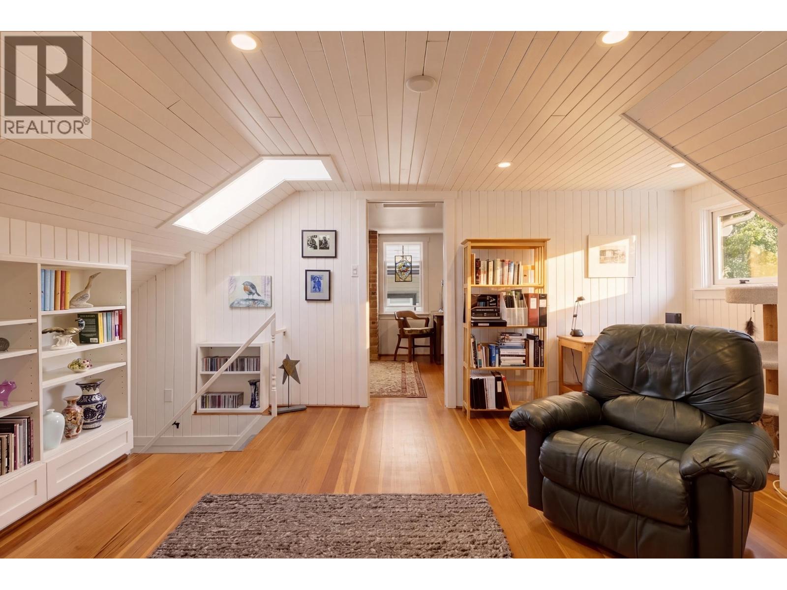 1955 E 8th Avenue, Vancouver, British Columbia  V5N 1T9 - Photo 16 - R3152429