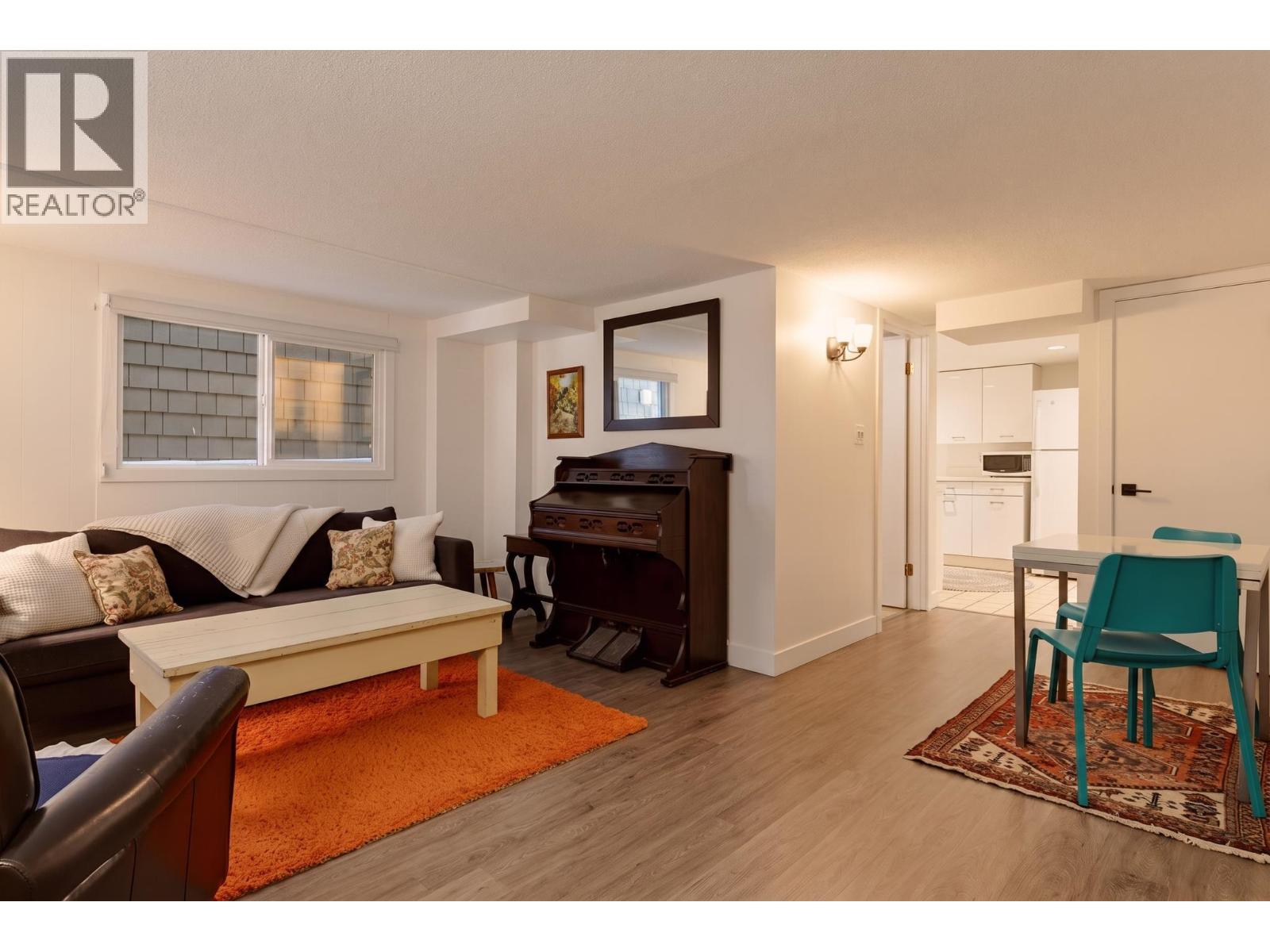 1955 E 8th Avenue, Vancouver, British Columbia  V5N 1T9 - Photo 31 - R3152429