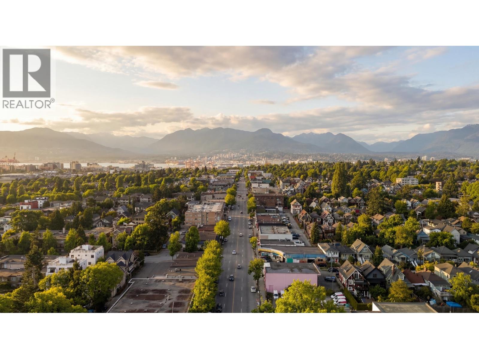 1955 E 8th Avenue, Vancouver, British Columbia  V5N 1T9 - Photo 36 - R3152429