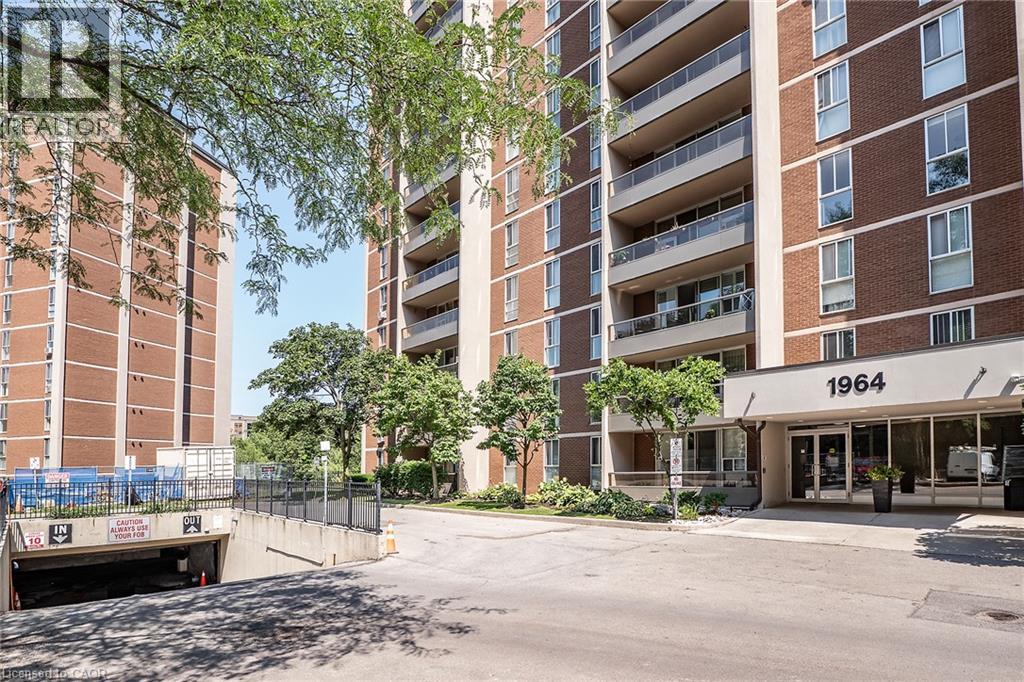 1964 W Main Street W Unit# 1009, Hamilton, Ontario  L8S 1J5 - Photo 2 - 40853106