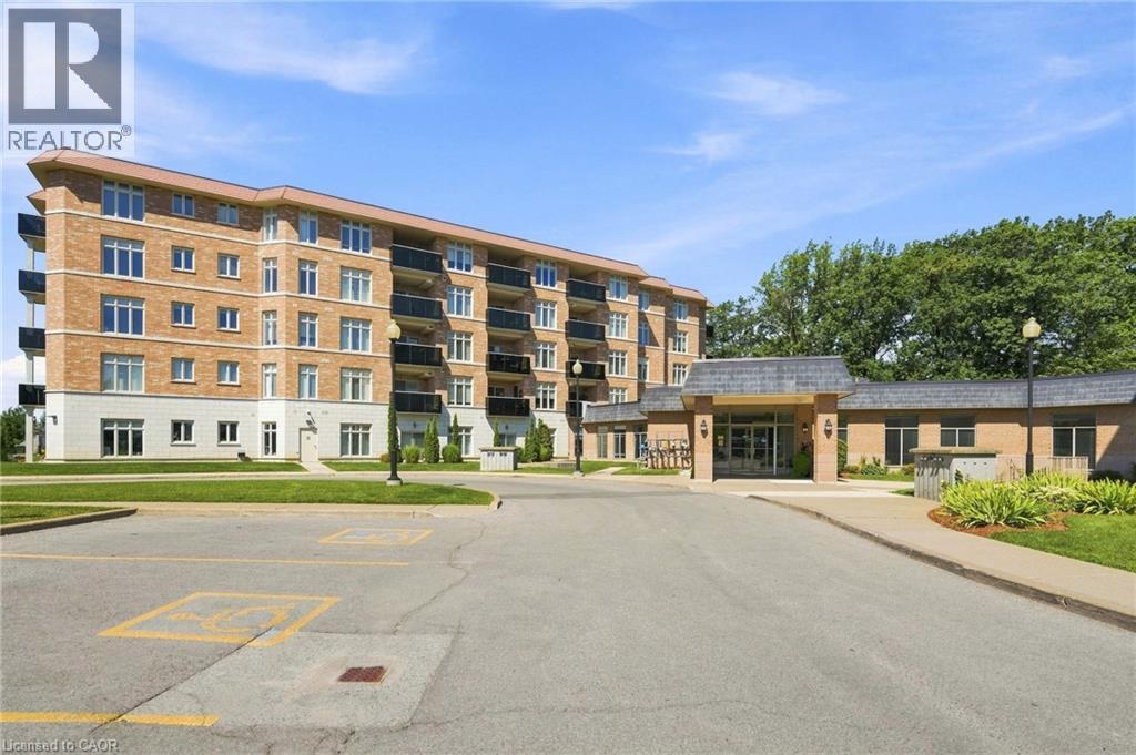 8111 Forest Glen Drive Unit# 521, Niagara Falls, Ontario  L2H 2Y7 - Photo 2 - 40852793