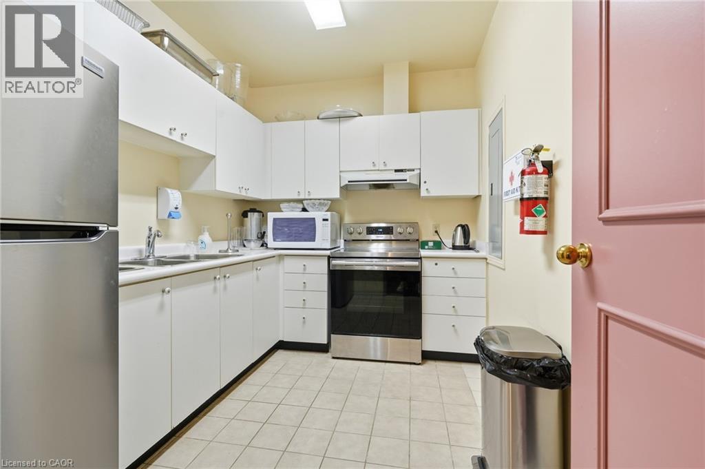 8111 Forest Glen Drive Unit# 521, Niagara Falls, Ontario  L2H 2Y7 - Photo 35 - 40852793