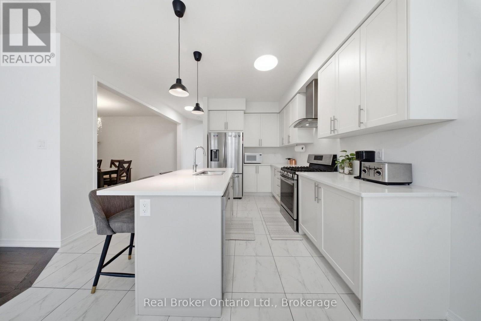 109 Longboat Run, Brantford, Ontario  N3T 0R8 - Photo 12 - X13636898