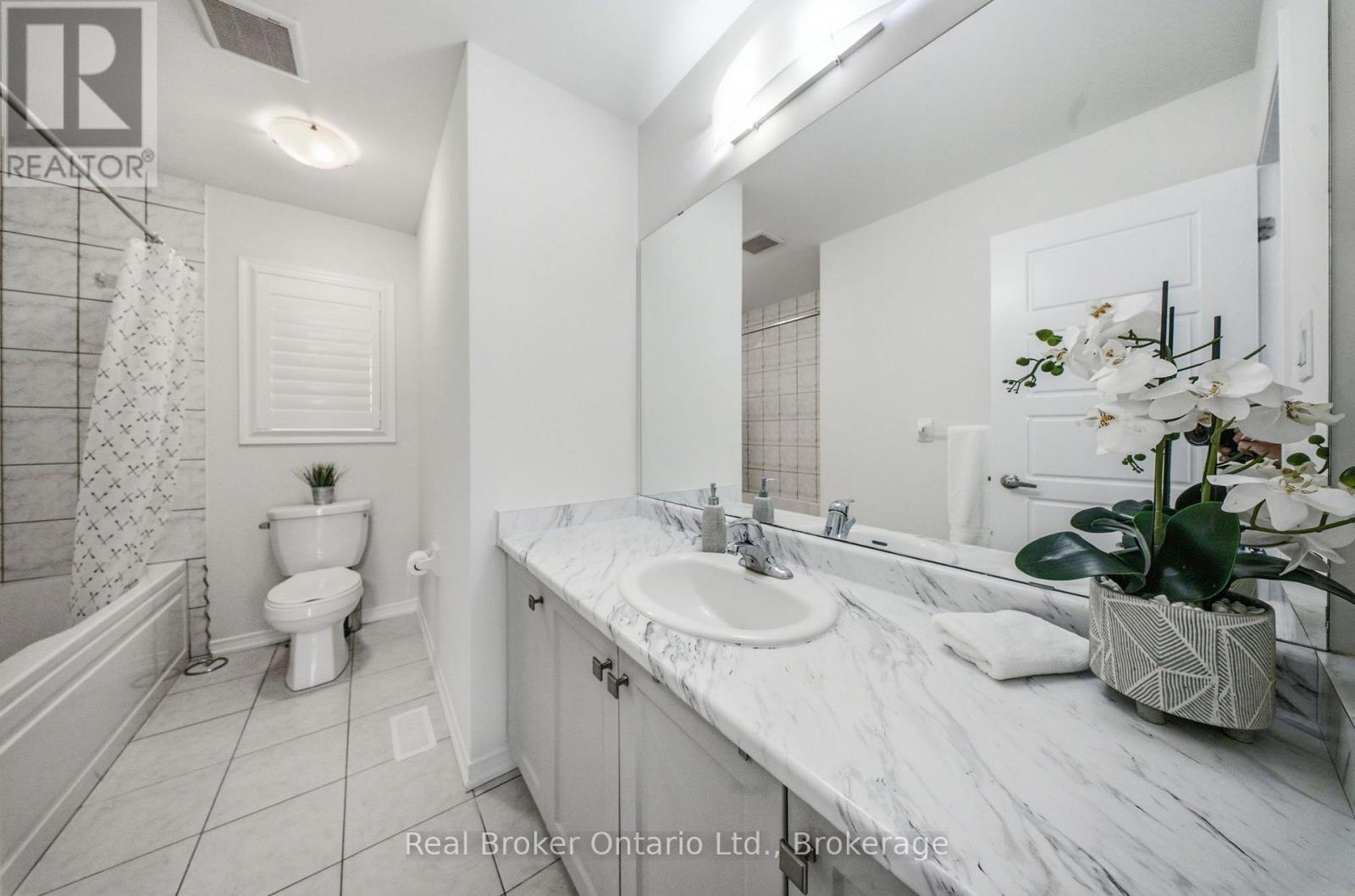 109 Longboat Run, Brantford, Ontario  N3T 0R8 - Photo 22 - X13636898