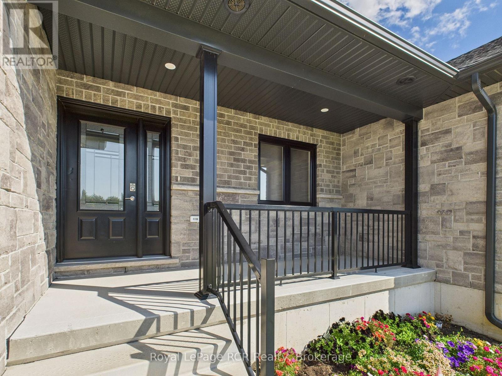 36 Jordan Crescent, North Huron, Ontario  N0G 1E0 - Photo 4 - X13636938