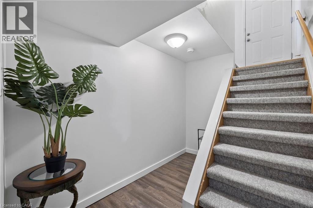 42 Atwater Crescent, Hamilton, Ontario  L9C 2E7 - Photo 27 - 40826059