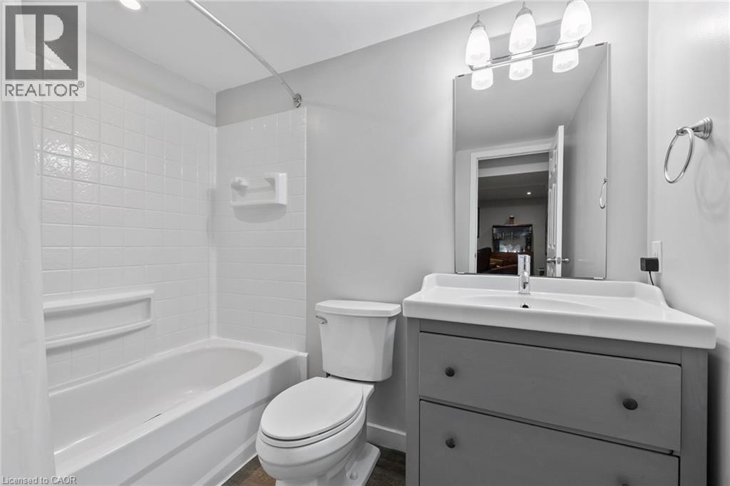 42 Atwater Crescent, Hamilton, Ontario  L9C 2E7 - Photo 35 - 40826059