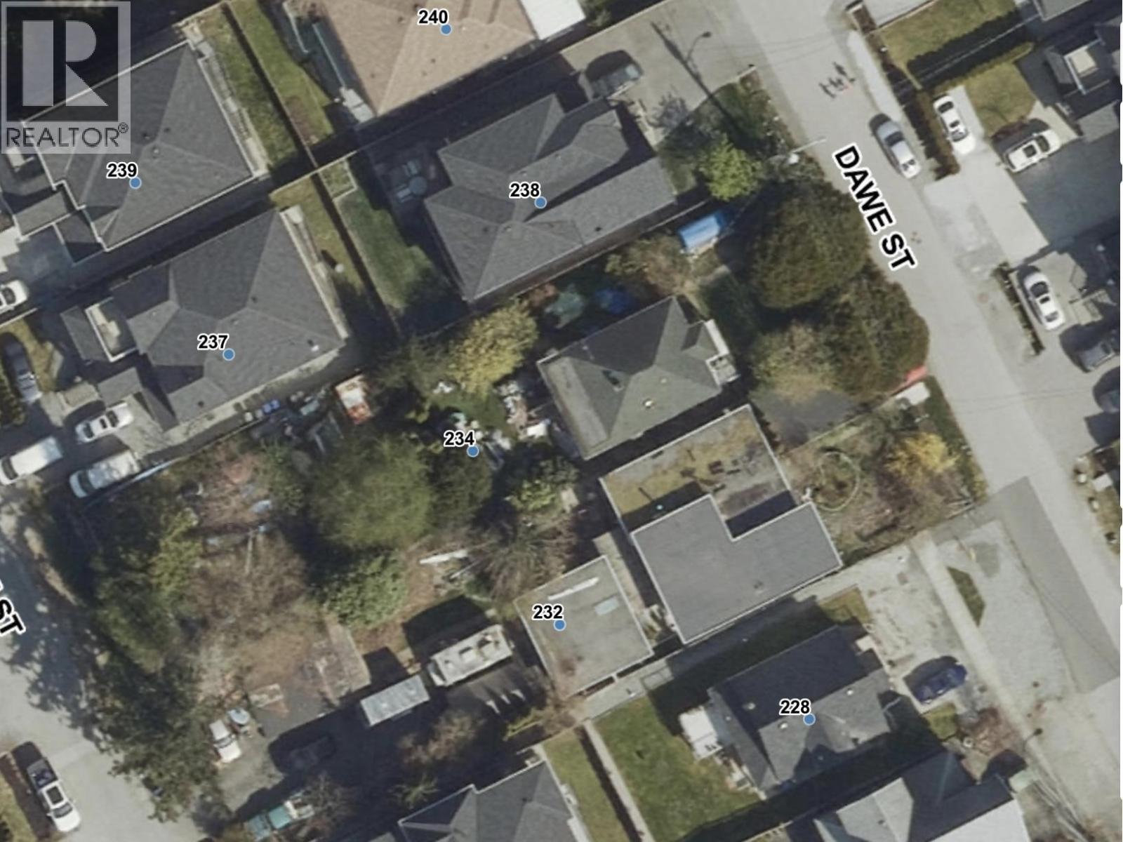 234 DAWE STREET, New Westminster, British Columbia