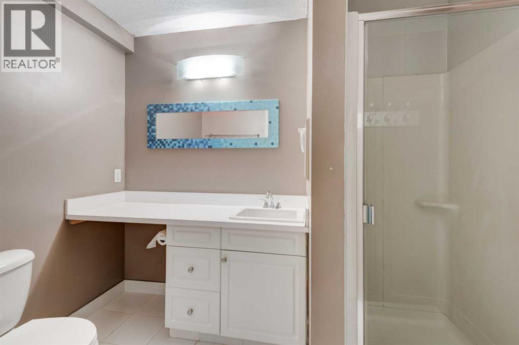 34 Eversyde Common SW, Calgary, Alberta  T2Y 4Z7 - Photo 24 - A2333689