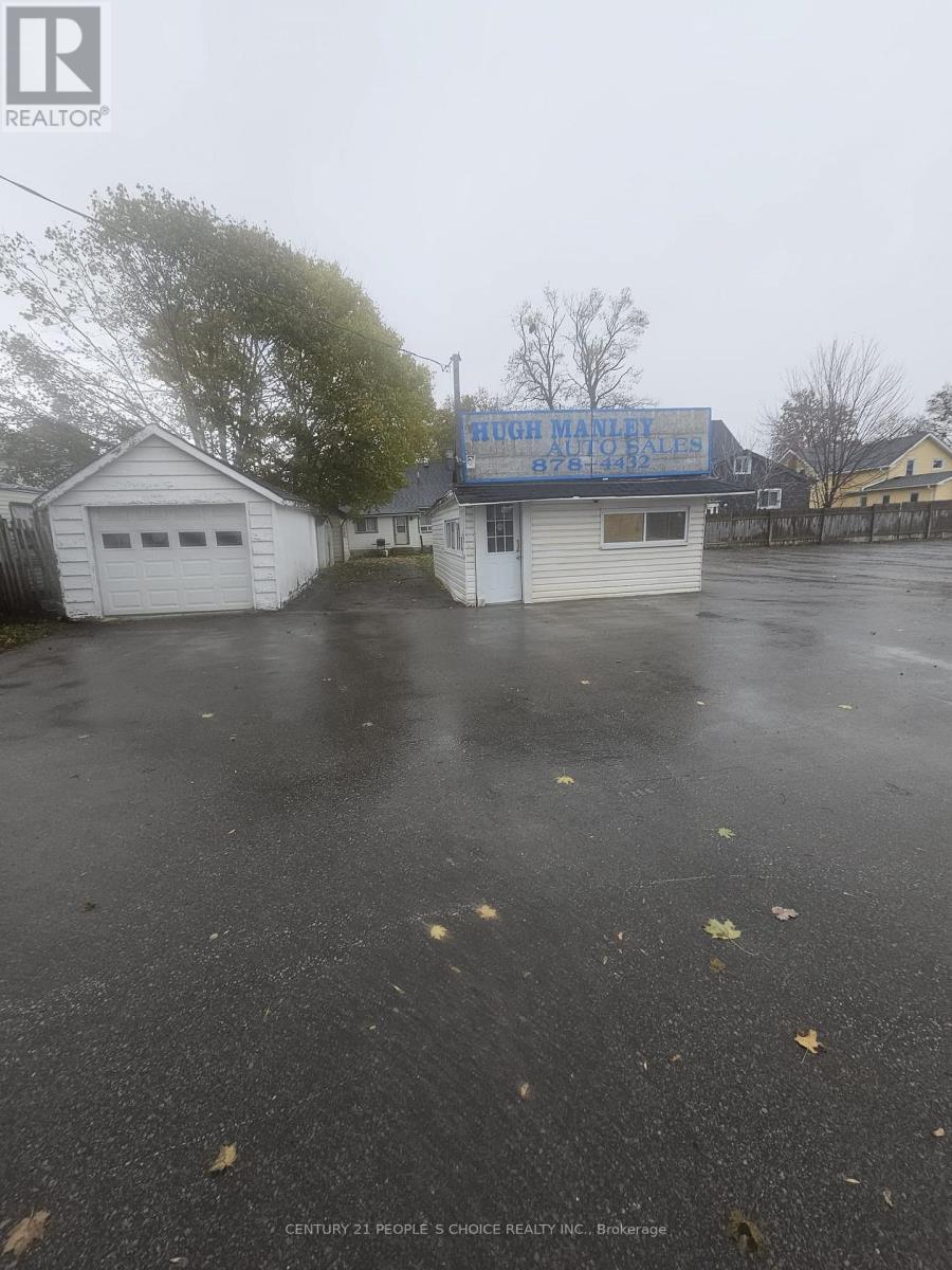 71 Queen St & 70 King Street, Kawartha Lakes, Ontario K9V 1G5 - Photo 3 - X12850092