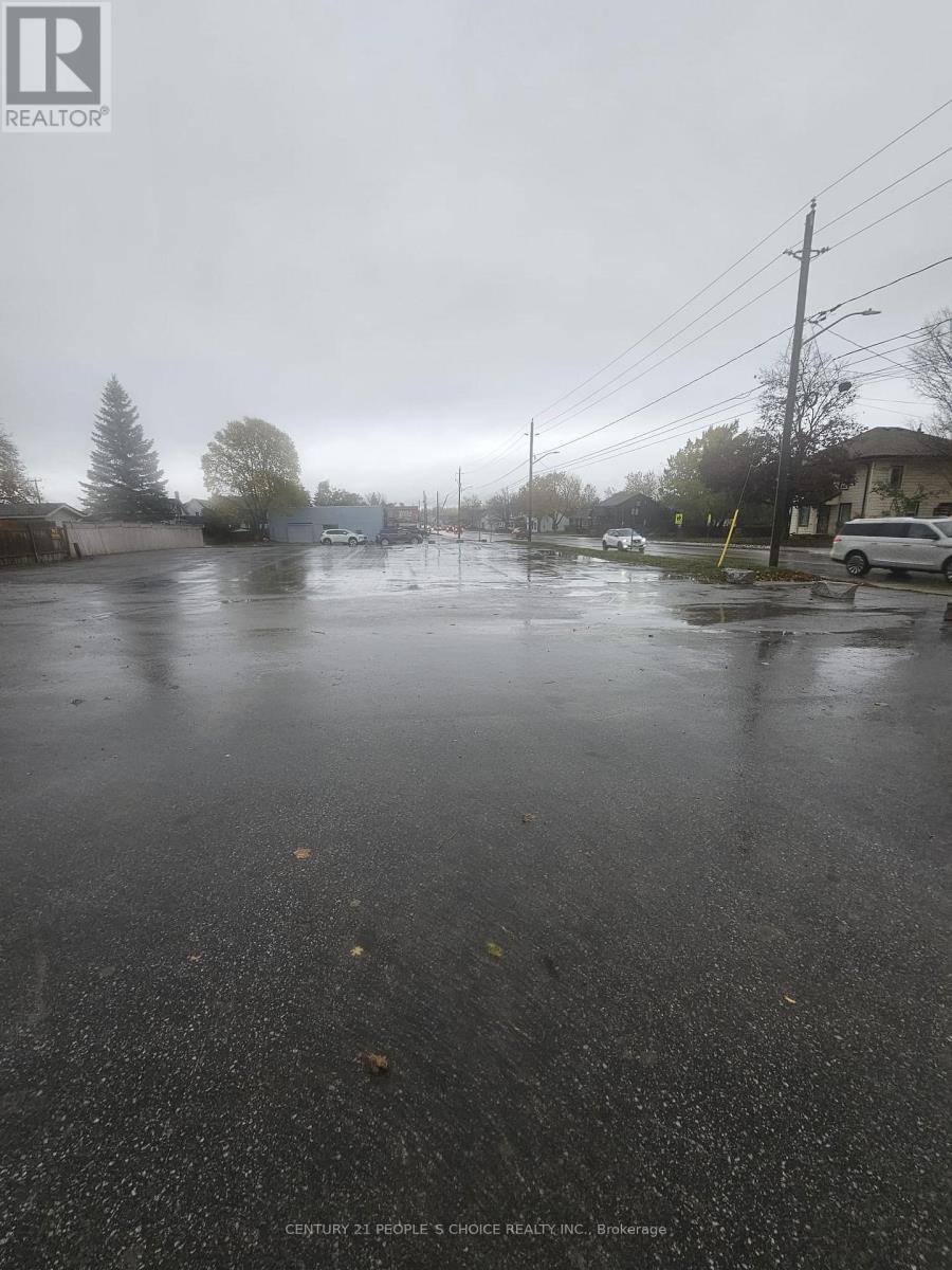 71 Queen St & 70 King Street, Kawartha Lakes, Ontario K9V 1G5 - Photo 11 - X12850092