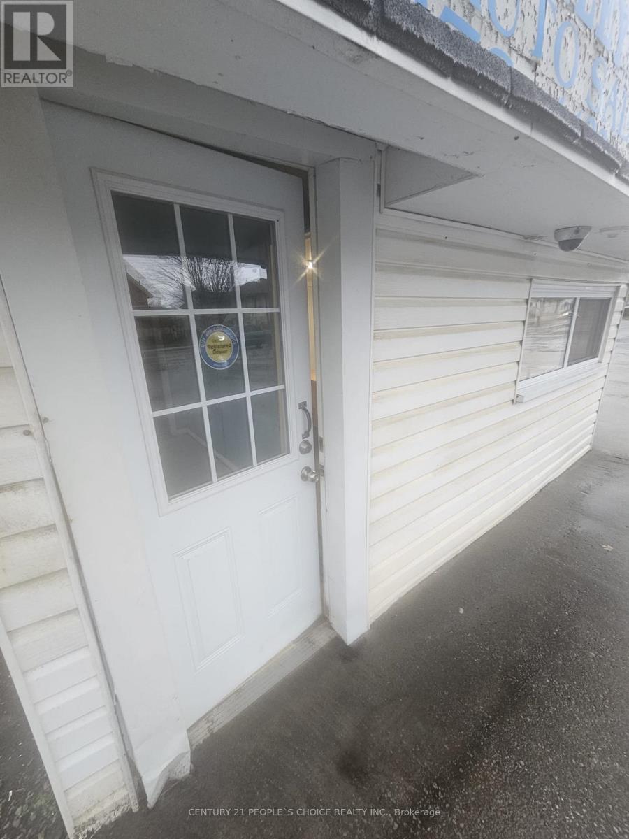 71 Queen St & 70 King Street, Kawartha Lakes, Ontario K9V 1G5 - Photo 2 - X12850092