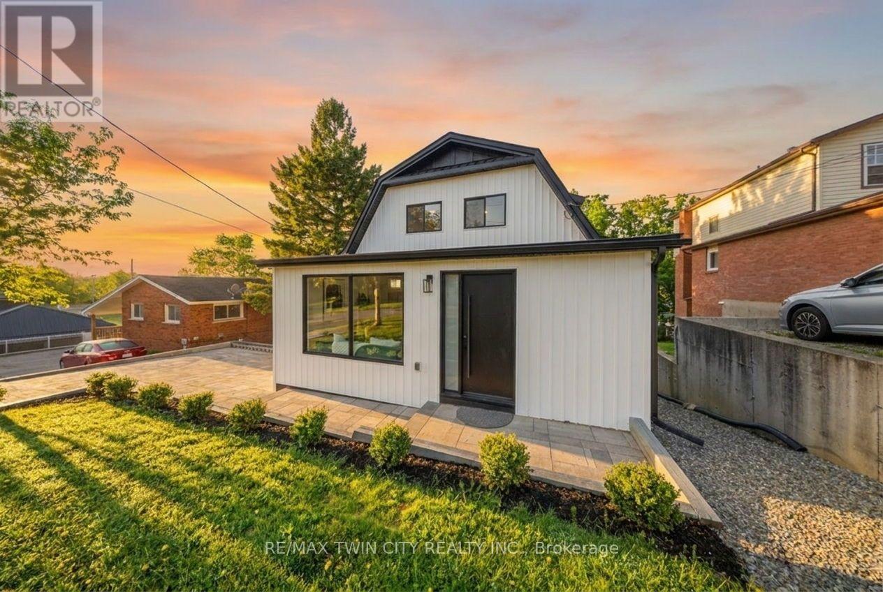 23 ABERDEEN STREET, Haldimand, Ontario