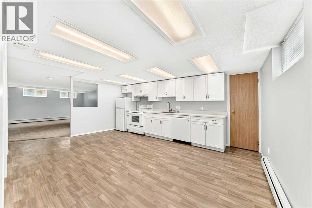 1712 28 Street SW, Calgary, Alberta  T3C 1L9 - Photo 22 - A2322532