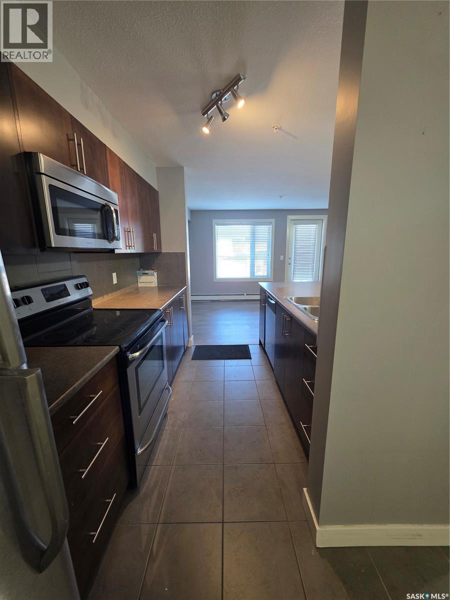 110 306 Petterson Drive, Estevan, Saskatchewan  S4A 2A8 - Photo 8 - SK044505