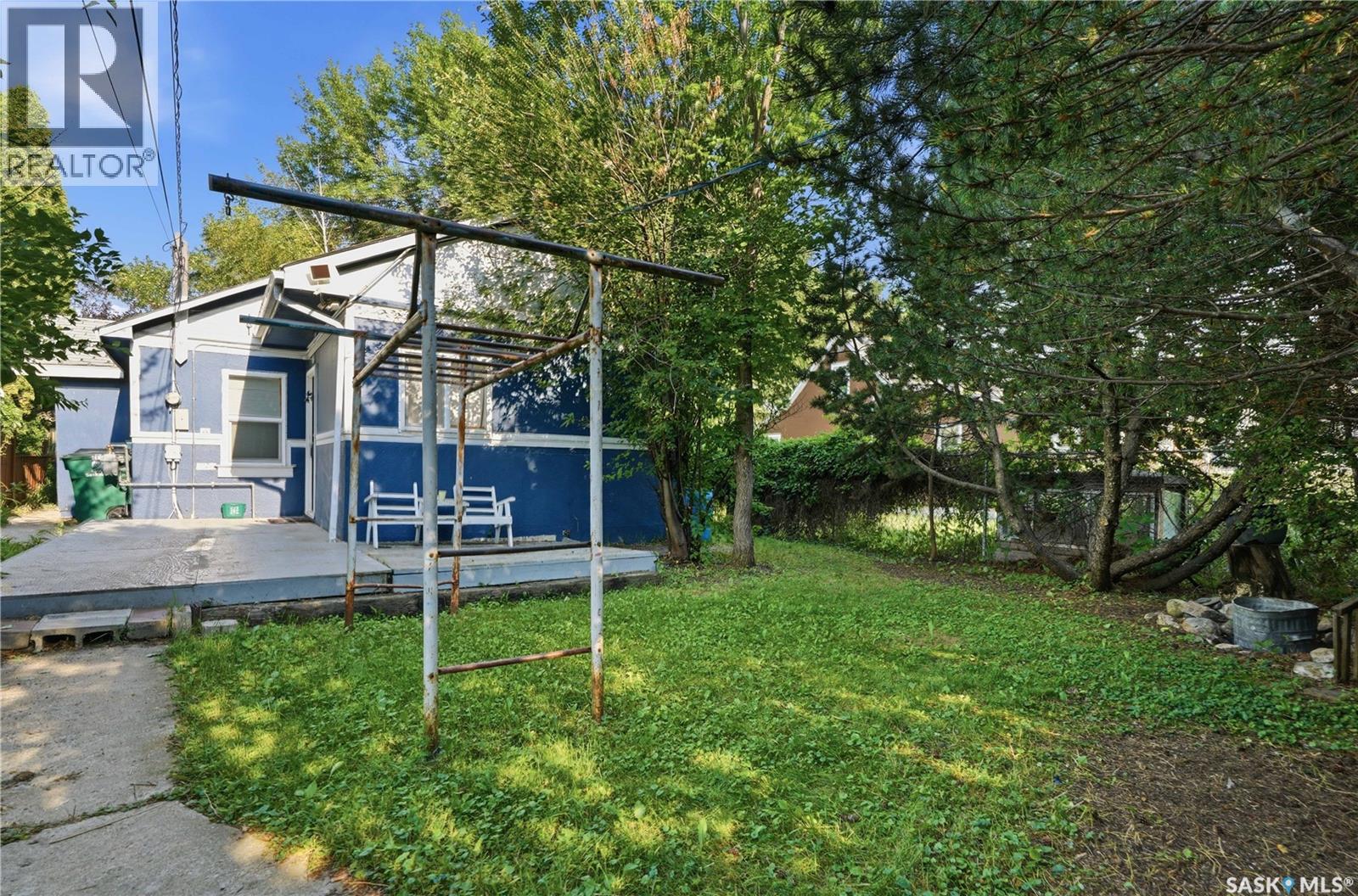 1015 J Avenue N, Saskatoon, Saskatchewan  S7L 2L3 - Photo 23 - SK044494