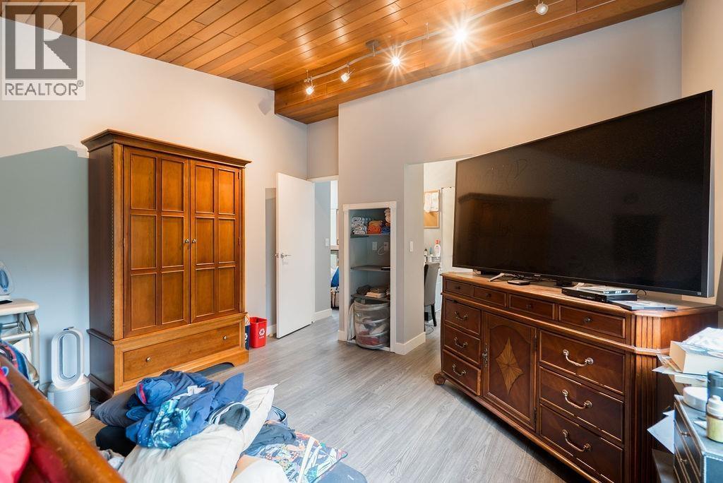 2525 Norcrest Court, Burnaby, British Columbia  V3J 1C7 - Photo 32 - R3151641