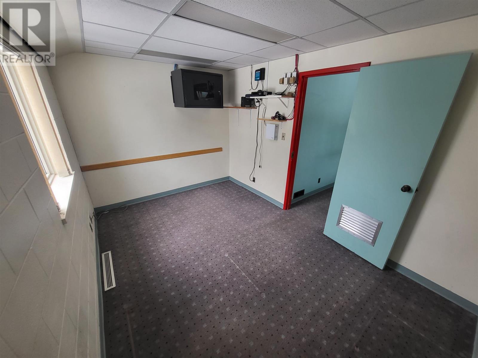 400 Central Ave, Fort Frances, Ontario  P9A 1X8 - Photo 17 - TB2601384