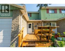 405 Cardiff PLACE, Sarnia, Ontario