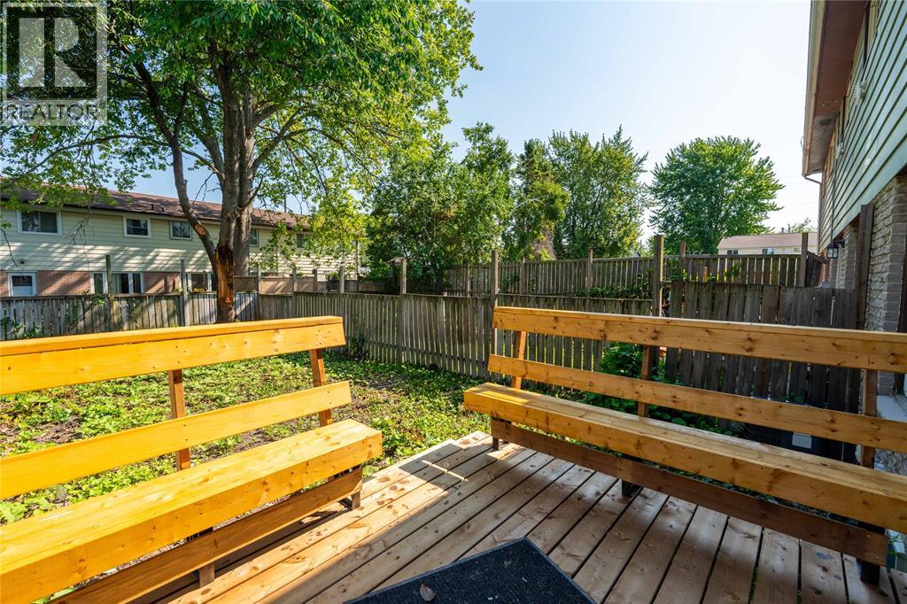 405 Cardiff Place, Sarnia, Ontario  N7S 4C7 - Photo 27 - 26018611