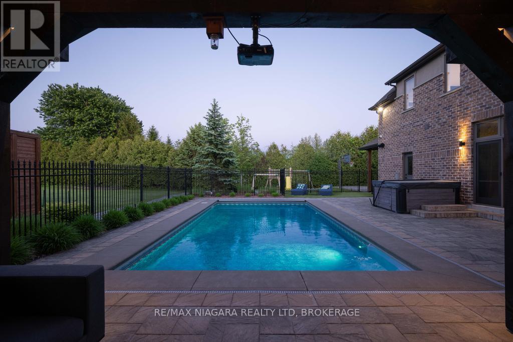 50 Sandalwood Crescent, Niagara-On-The-Lake, Ontario  L0S 1P0 - Photo 7 - X13637030