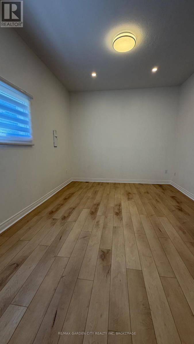102 Tupper Drive, Thorold, Ontario  L2V 4C8 - Photo 11 - X13637108