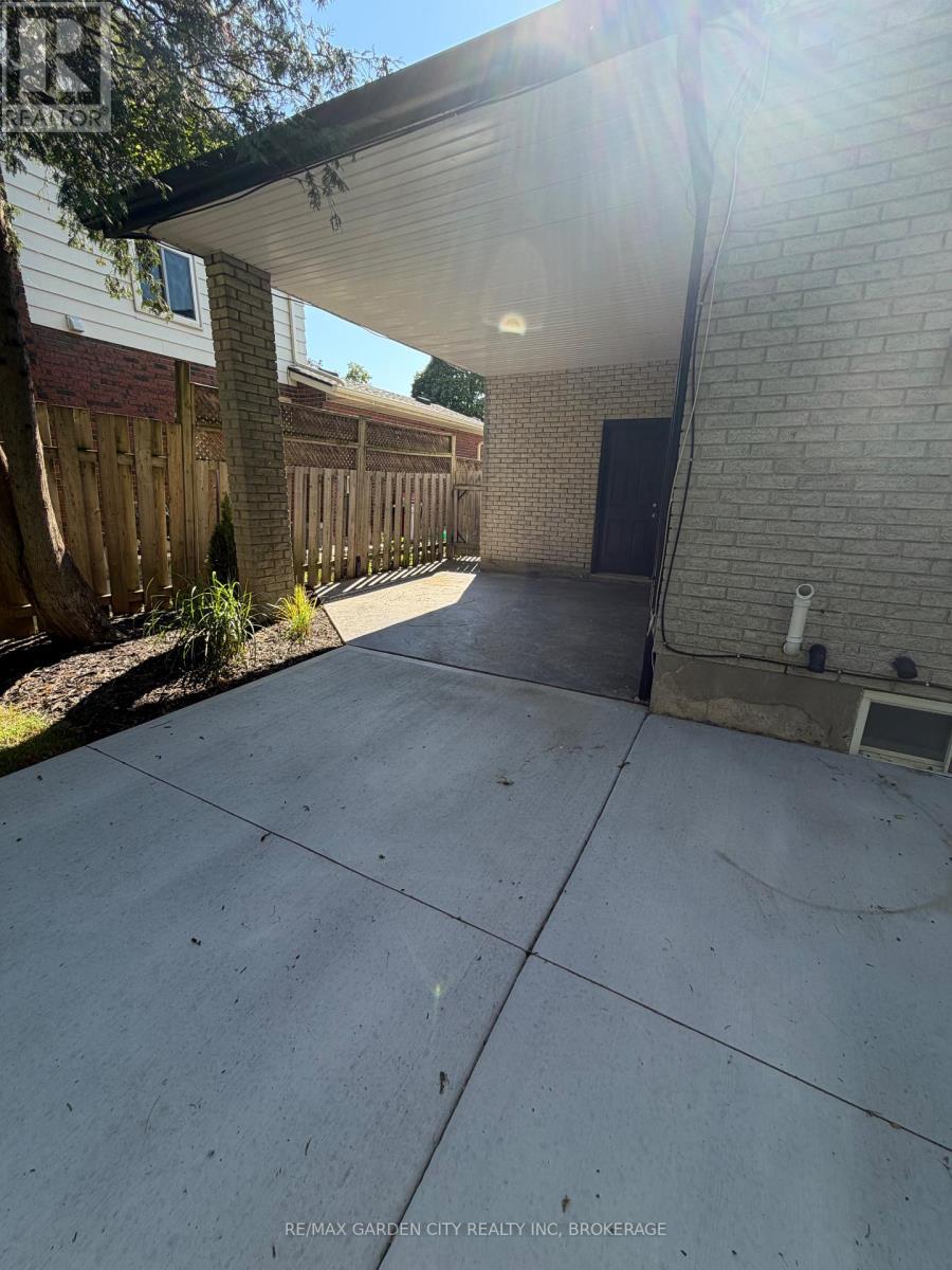102 Tupper Drive, Thorold, Ontario  L2V 4C8 - Photo 32 - X13637108