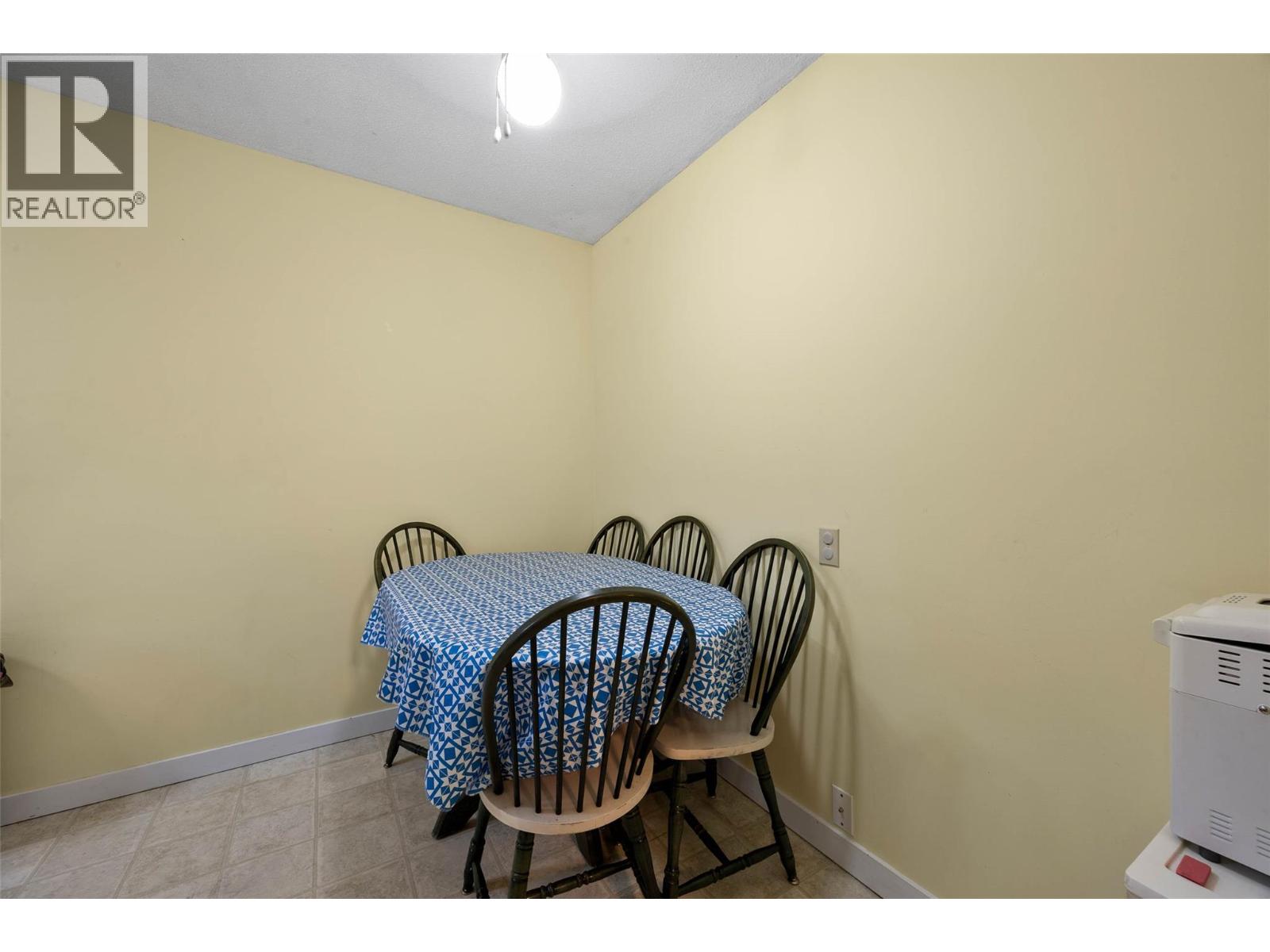 1160 Kemano Street, Kamloops, British Columbia  V2B 7M2 - Photo 14 - 10396765