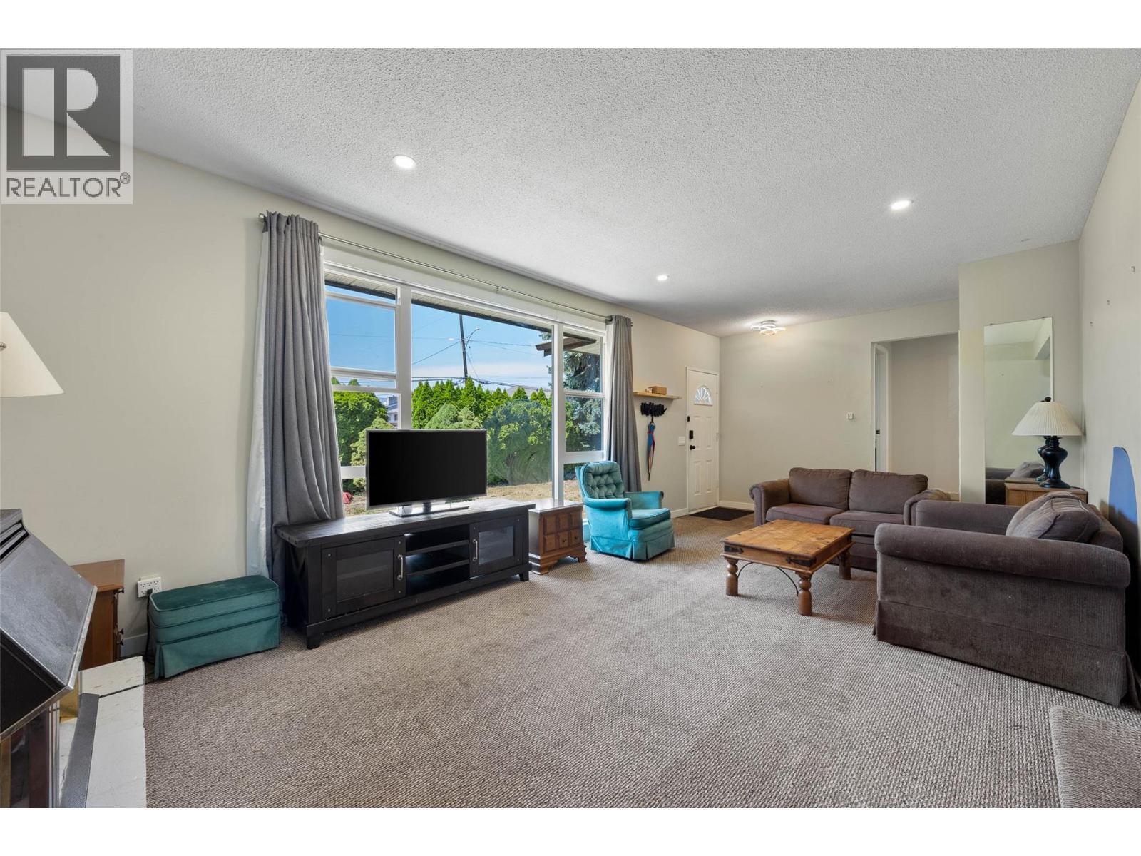 1160 Kemano Street, Kamloops, British Columbia  V2B 7M2 - Photo 5 - 10396765