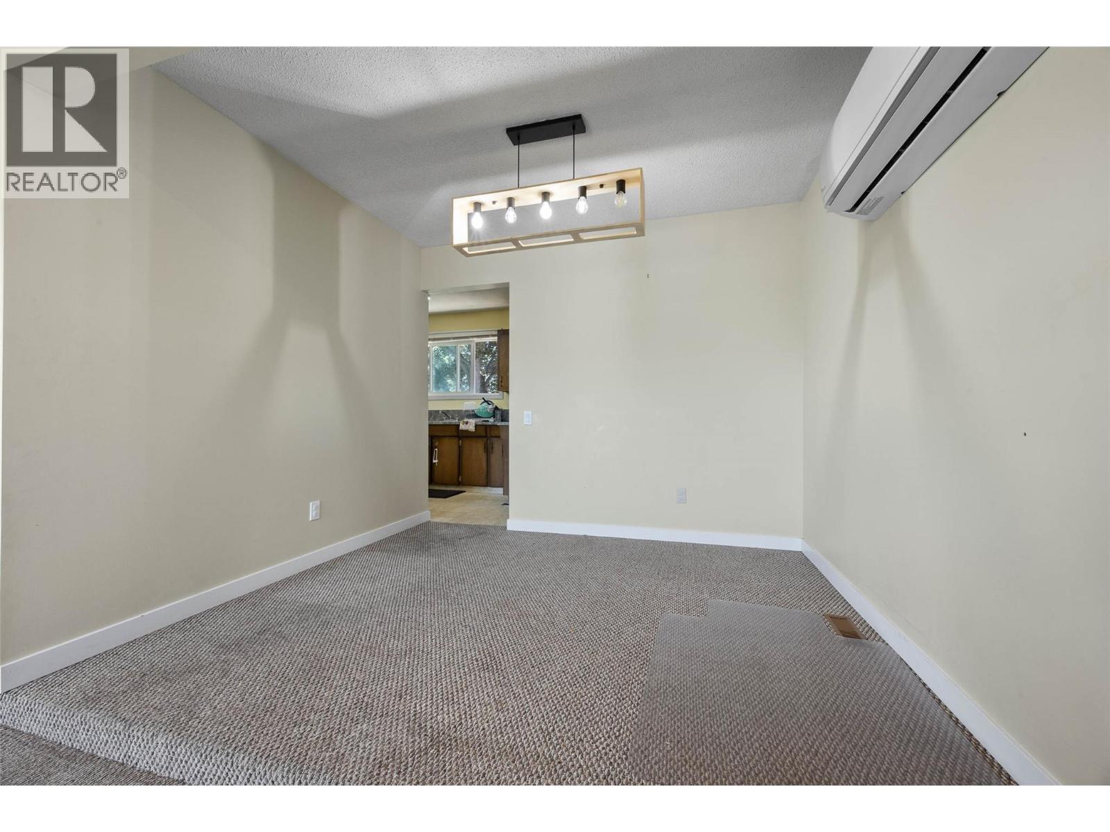 1160 Kemano Street, Kamloops, British Columbia  V2B 7M2 - Photo 9 - 10396765