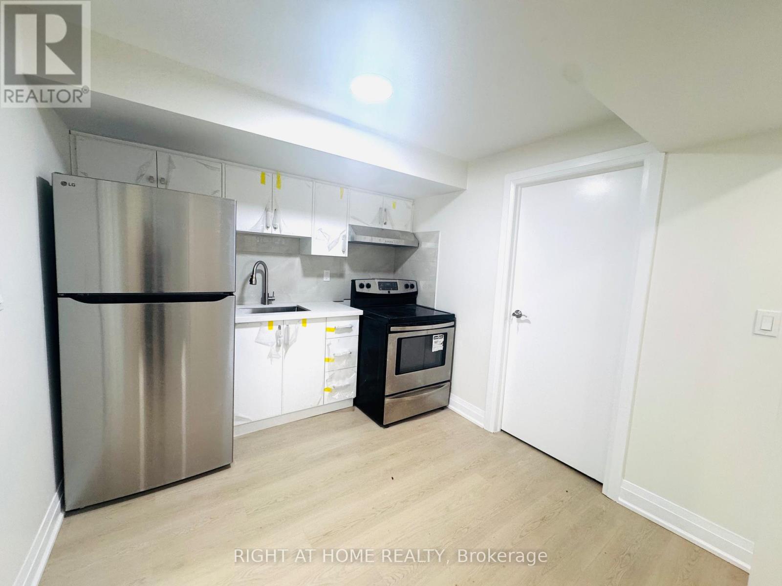 Basement - 26 Goodview Road, Toronto, Ontario  M2J 2K5 - Photo 9 - C13636966