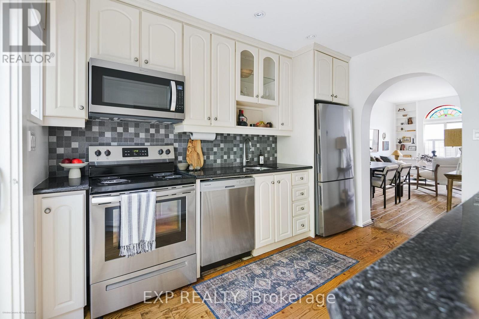 29 Belmont Street, Toronto, Ontario  M5R 1P9 - Photo 18 - C13636978