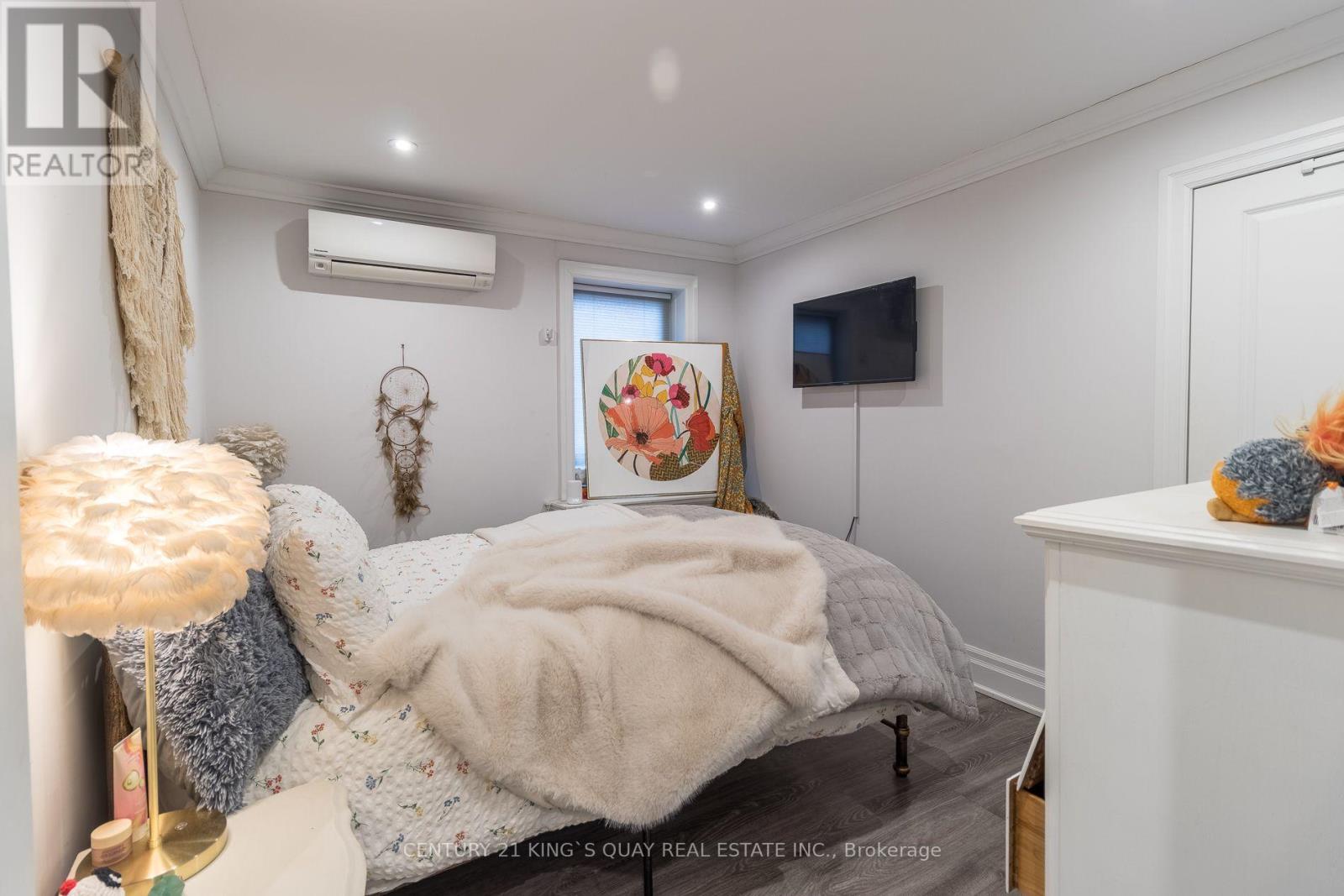 301 Cleveland Street, Toronto, Ontario M4S 2W7 - Photo 11 - C13637024