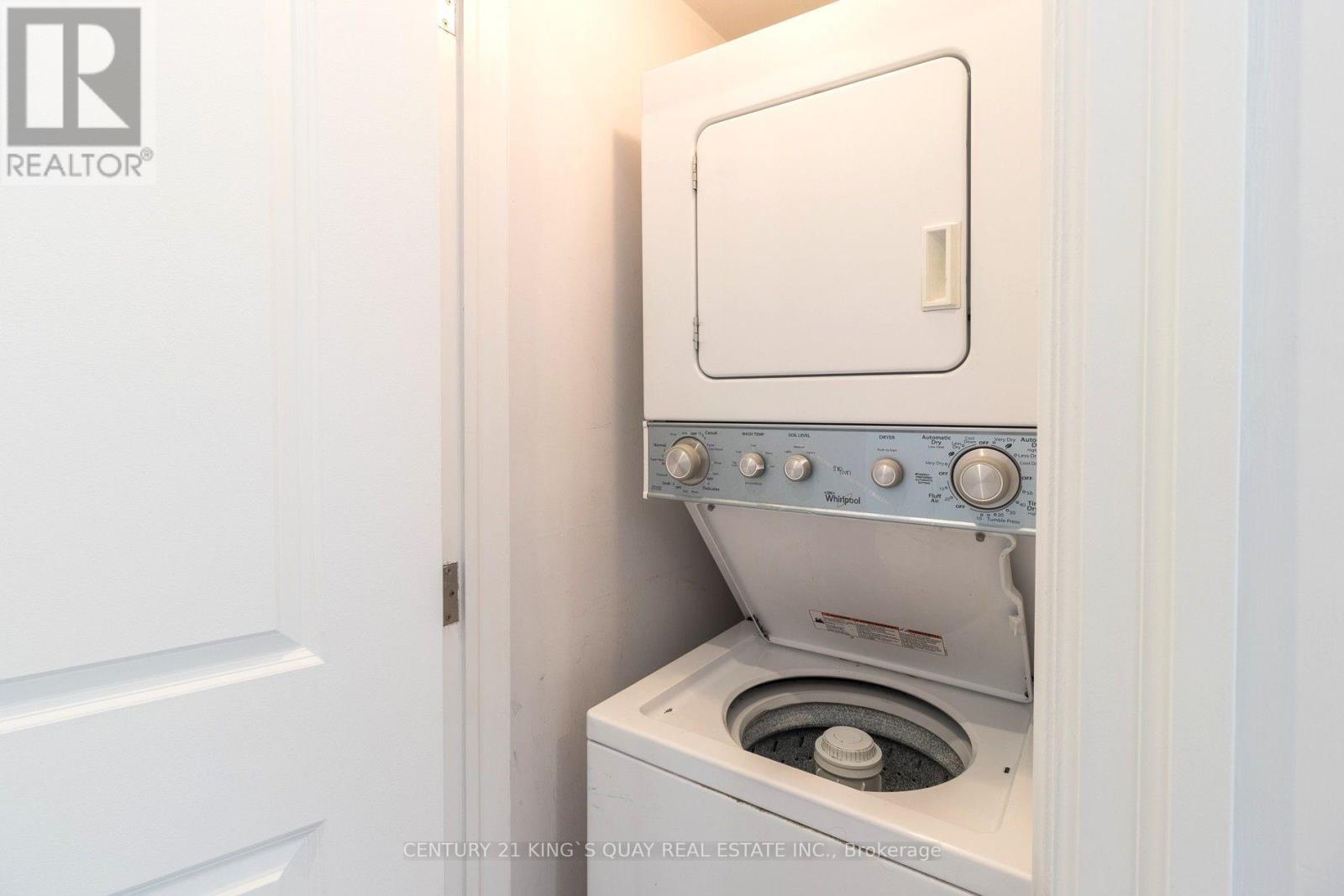 301 Cleveland Street, Toronto, Ontario M4S 2W7 - Photo 14 - C13637024