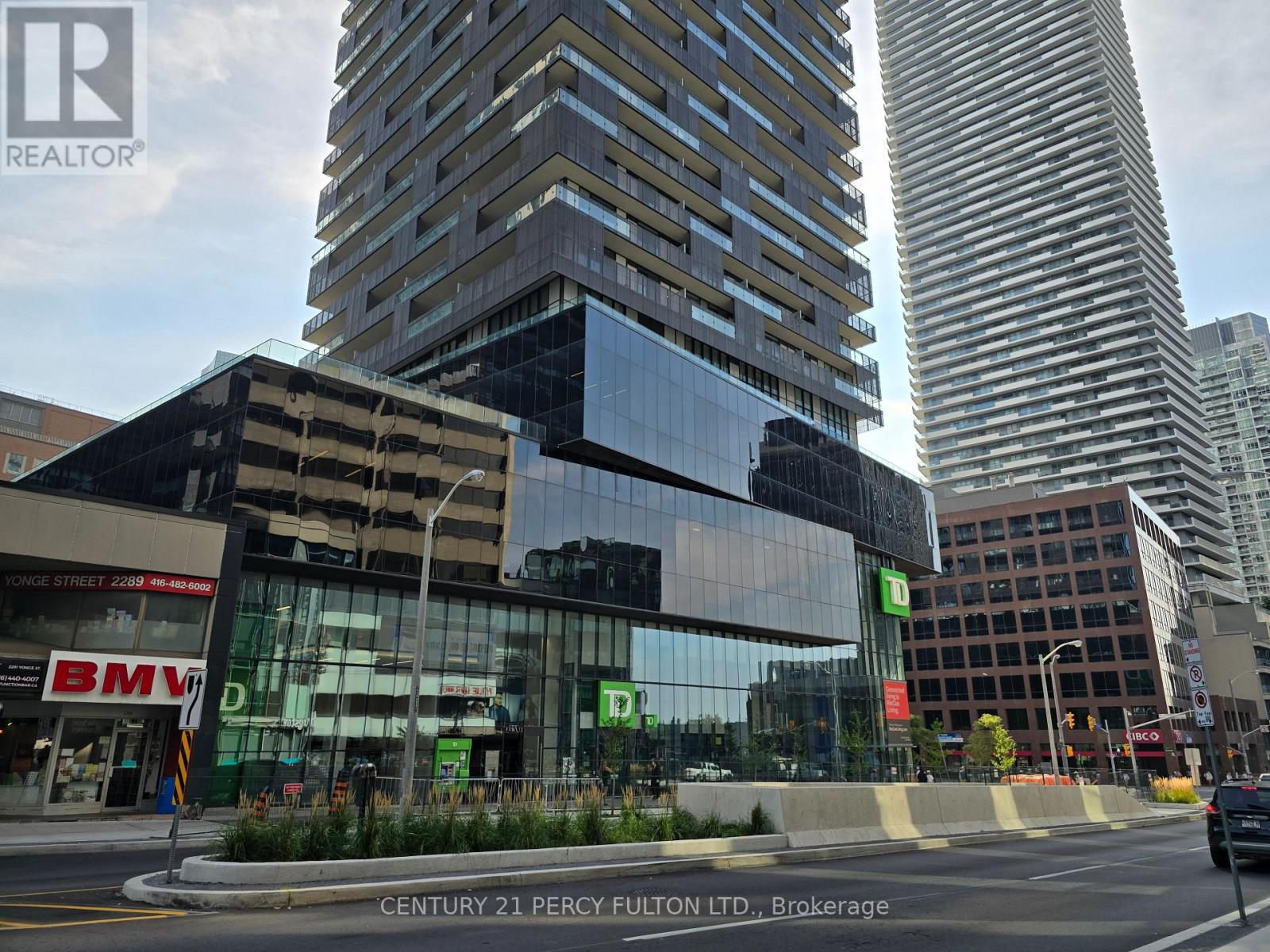 3406 - 8 EGLINTON AVENUE E, Toronto, Ontario