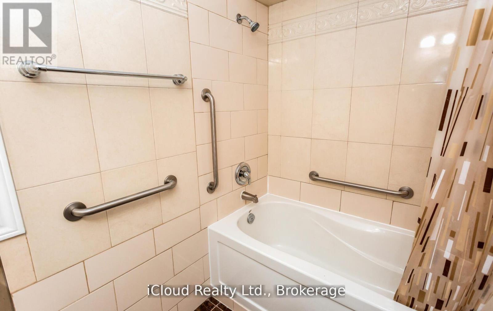 837 - 33 Harbour Square, Toronto, Ontario  M5J 2G2 - Photo 25 - C13637090