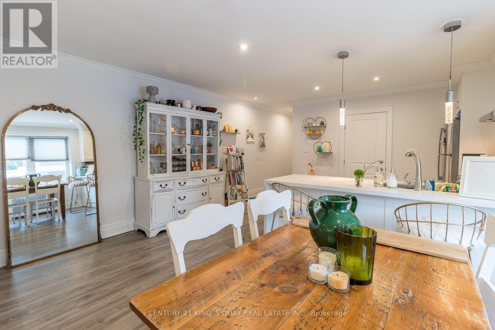 301 Cleveland Street, Toronto, Ontario  M4S 2W7 - Photo 8 - C13637110