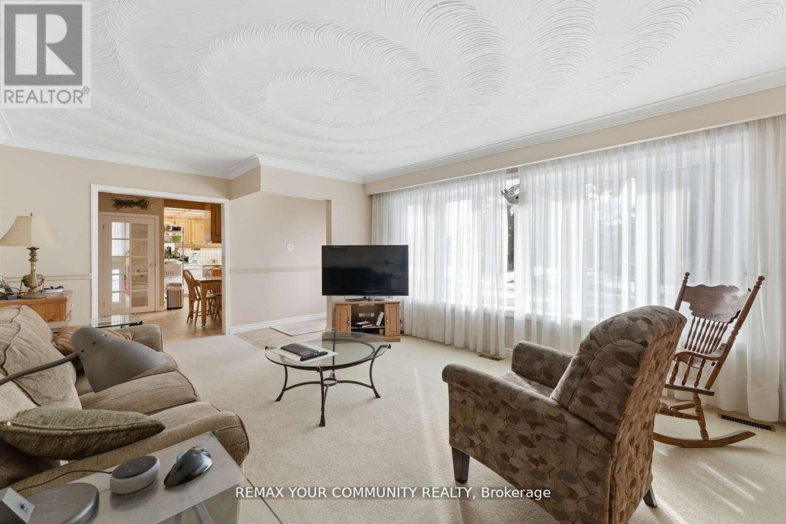 154 Hollingsworth Drive, King, Ontario  L7B 1G8 - Photo 13 - N13636992
