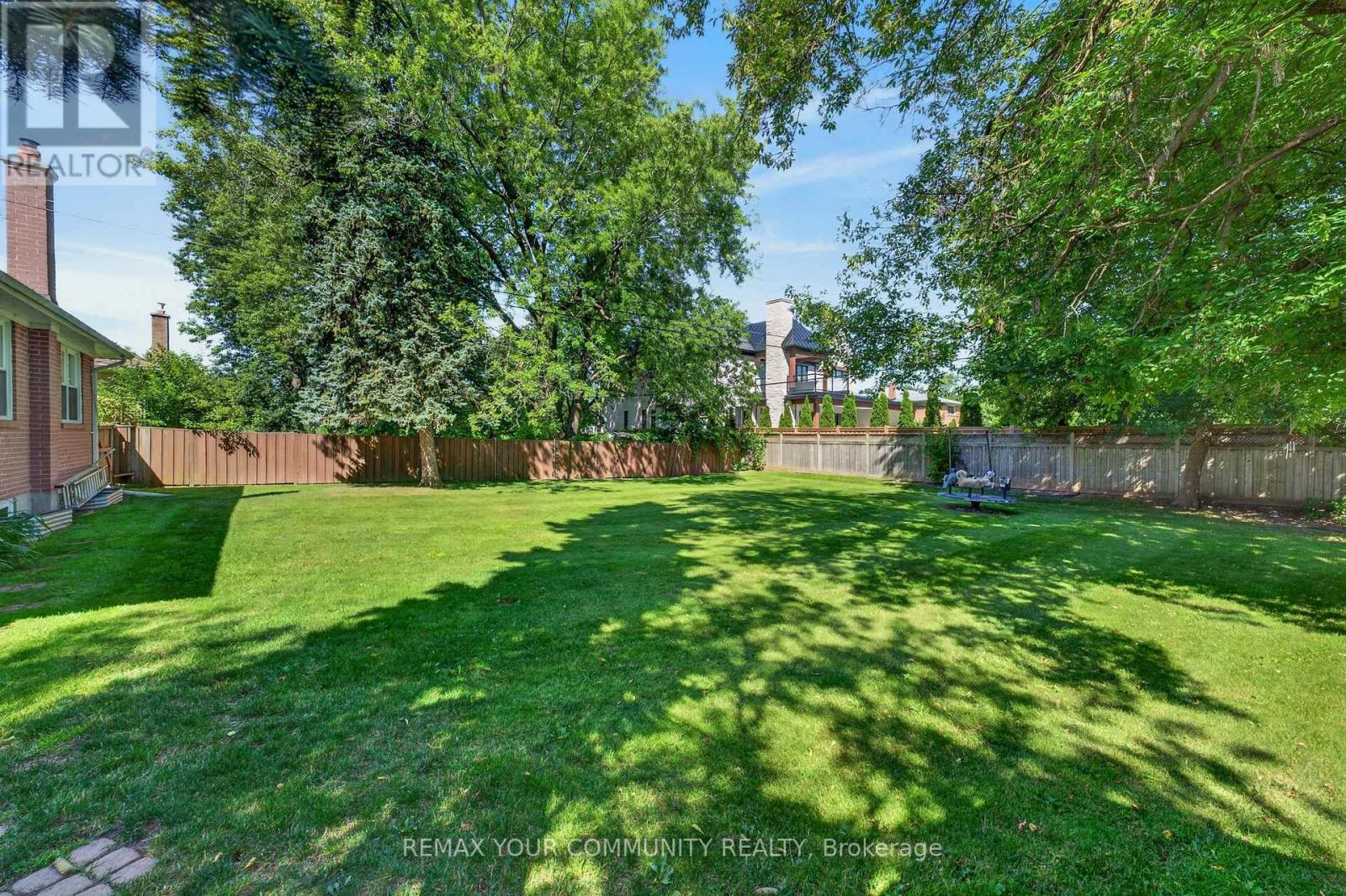 154 Hollingsworth Drive, King, Ontario  L7B 1G8 - Photo 30 - N13636992