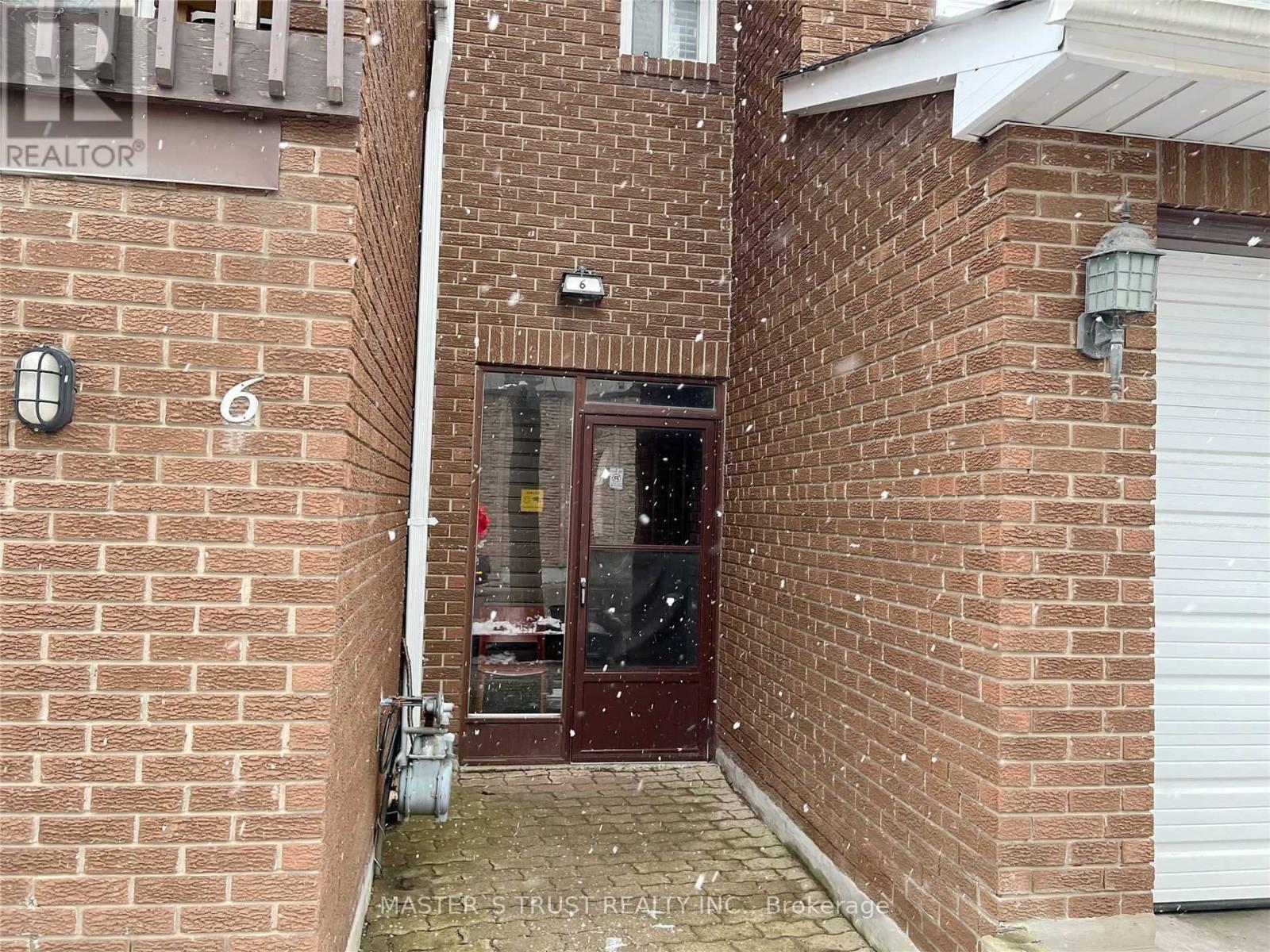6 Dunkeld Way, Markham, Ontario L3T 4Y9 - Photo 2 - N13637012