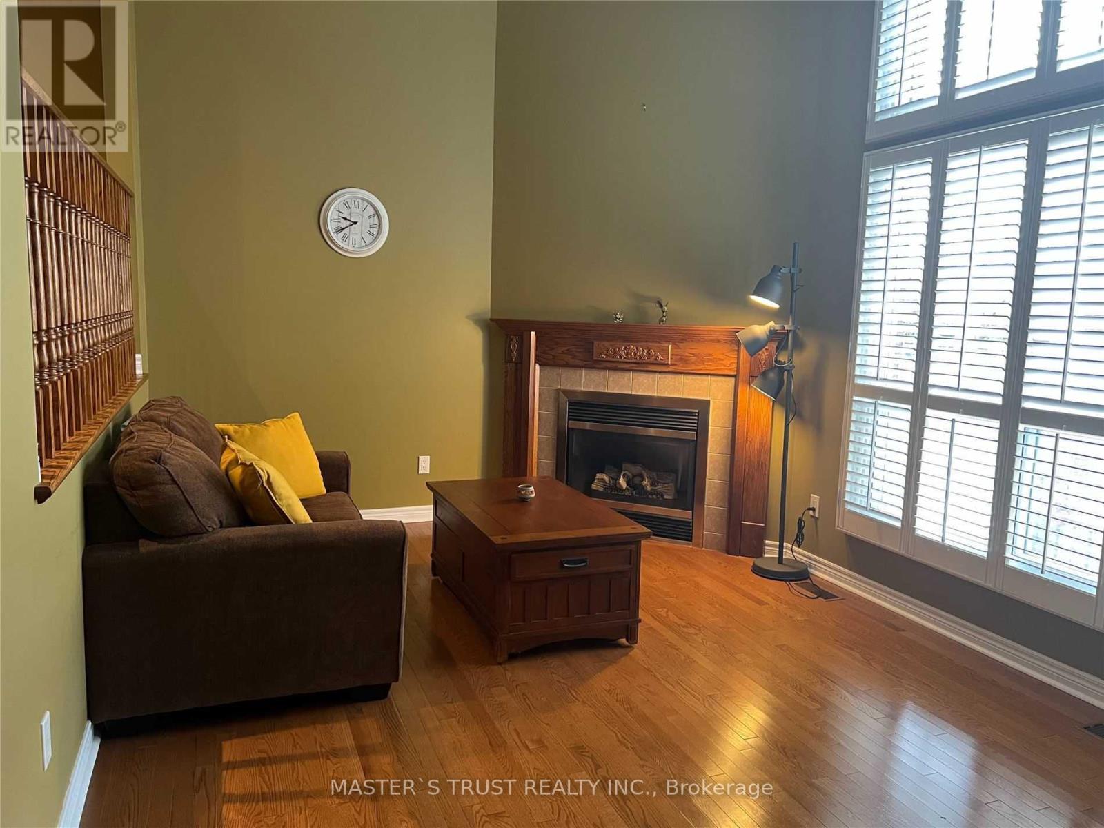 6 Dunkeld Way, Markham, Ontario L3T 4Y9 - Photo 4 - N13637012