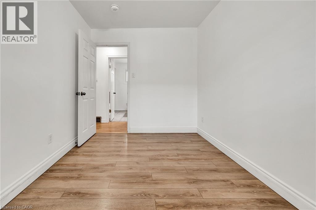 514 Fallingbrook Drive Unit# Upper, Waterloo, Ontario  N2L 4N3 - Photo 10 - 40853316