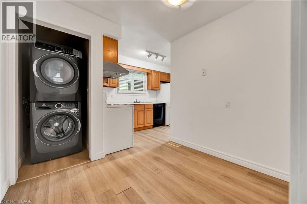 514 Fallingbrook Drive Unit# Upper, Waterloo, Ontario  N2L 4N3 - Photo 5 - 40853316