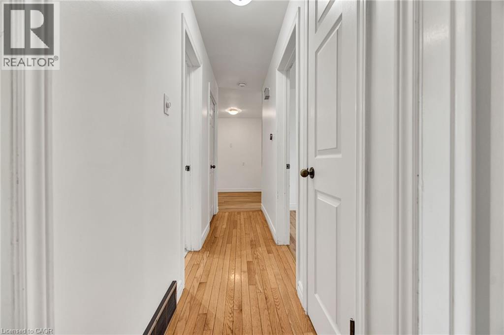 514 Fallingbrook Drive Unit# Upper, Waterloo, Ontario  N2L 4N3 - Photo 6 - 40853316