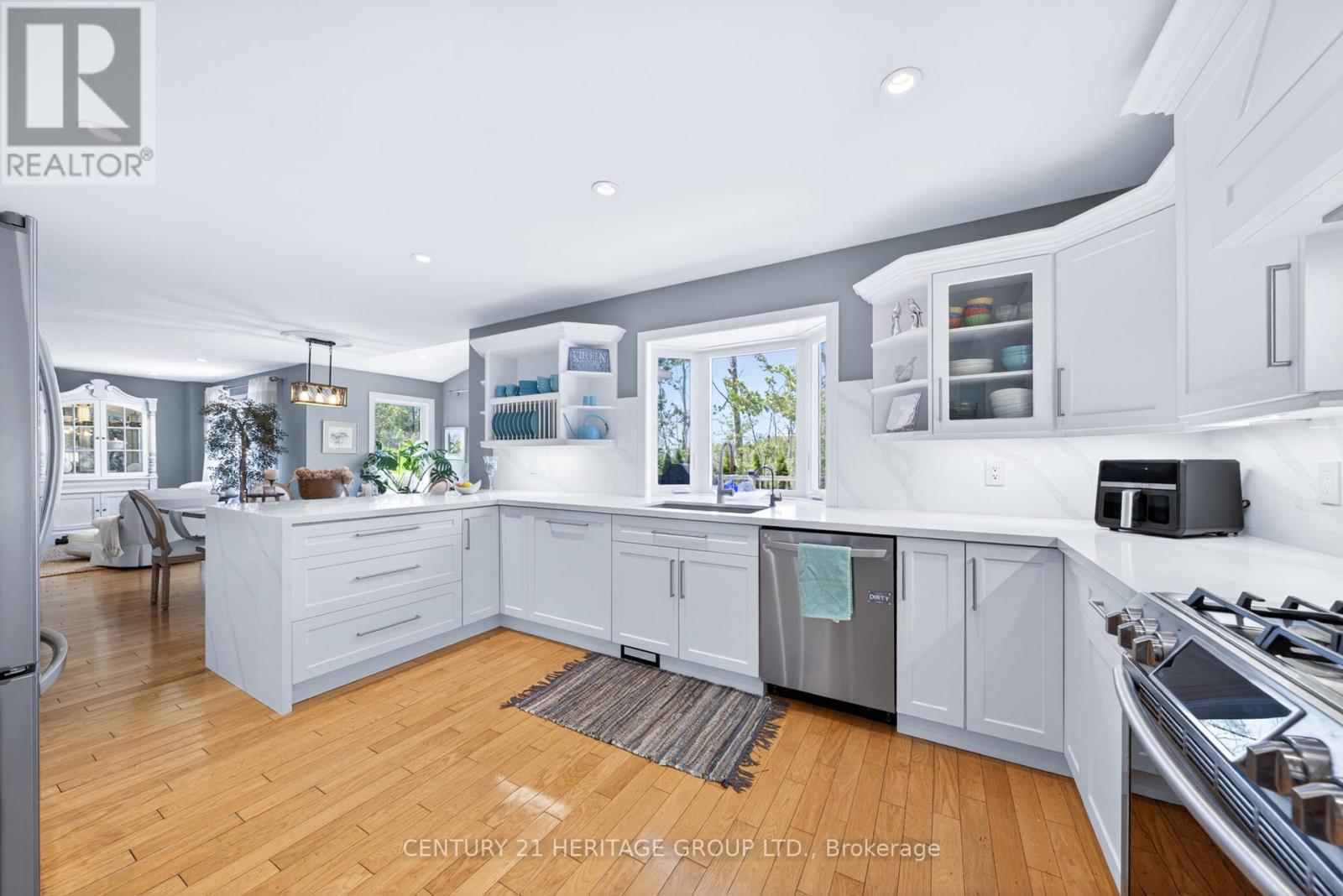 164 Cheltenham Road, Barrie, Ontario L4M 6S5 - Photo 12 - S13637008